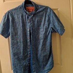 Men's Blue Patterned Button Up Shirt